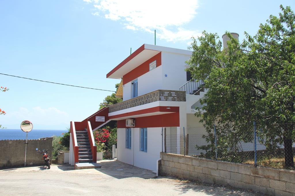 Αlexandros Apartment Votsi  Exterior photo